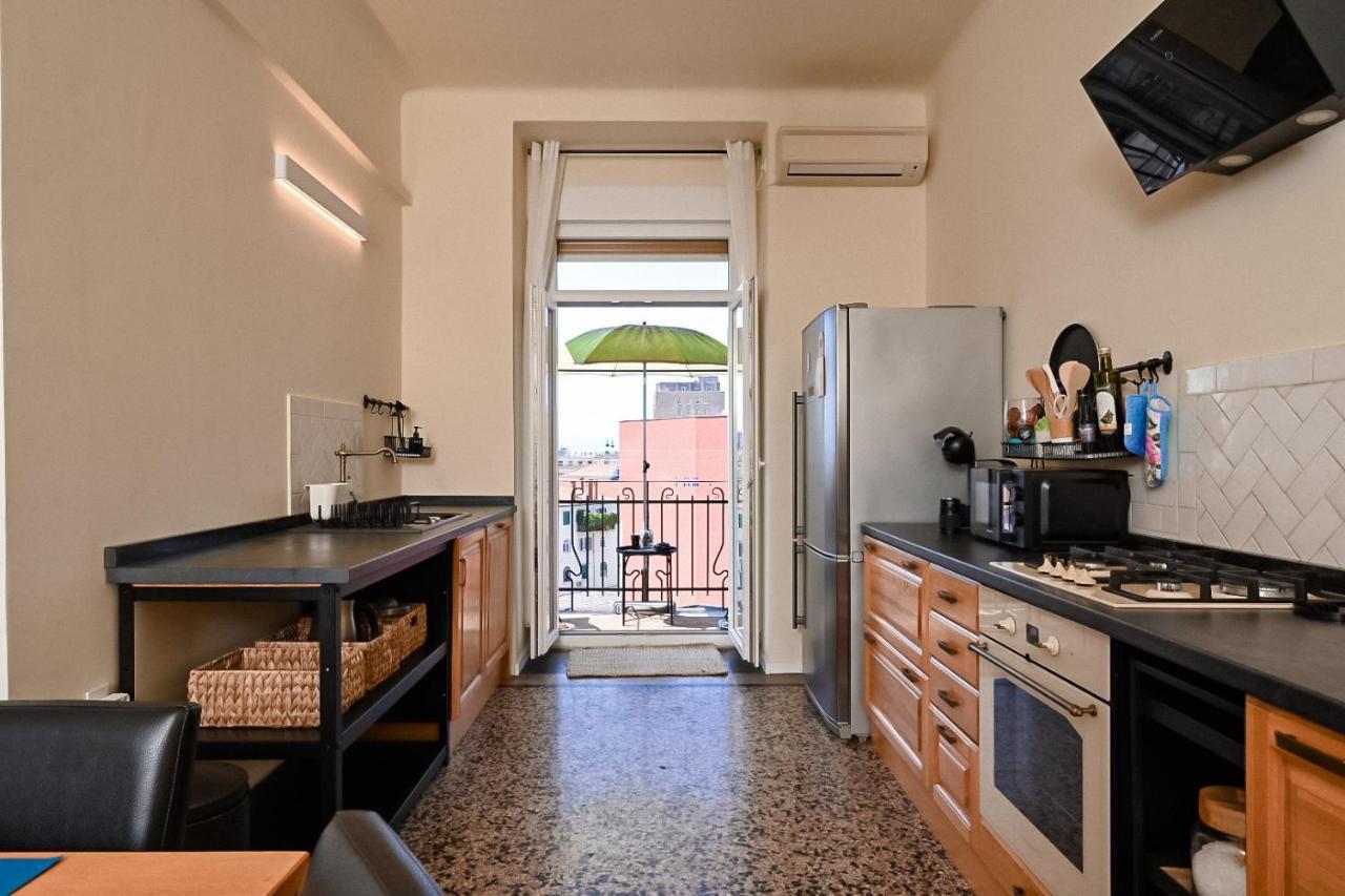 '2r' Center Holidays And Workstays Apartment