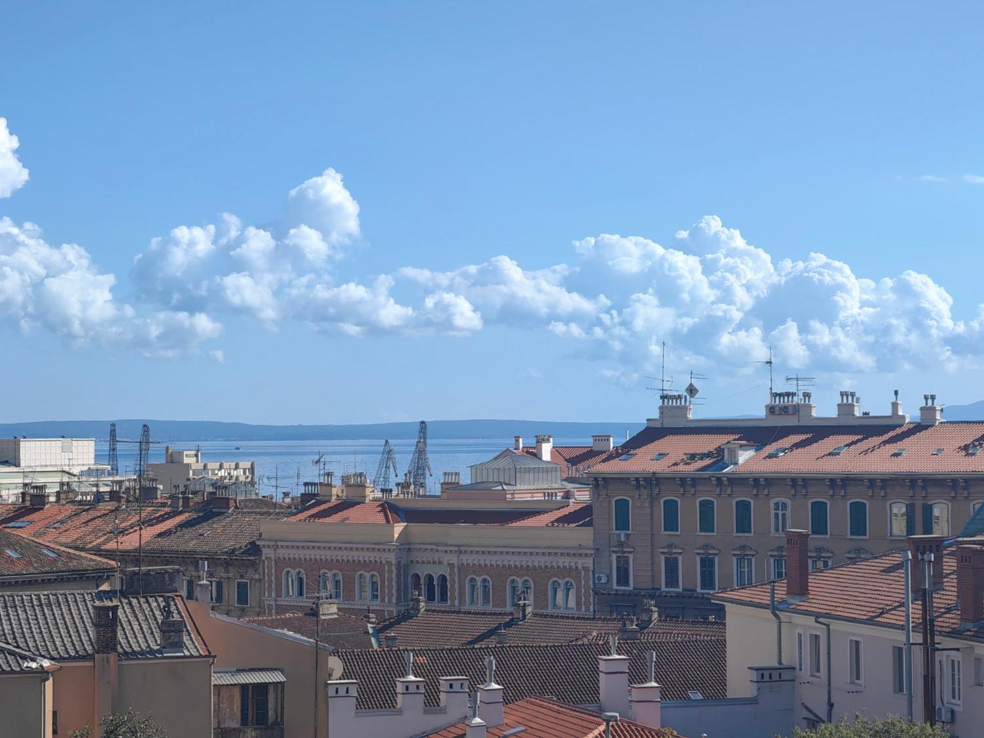 '2r' Center Holidays And Workstays Rijeka